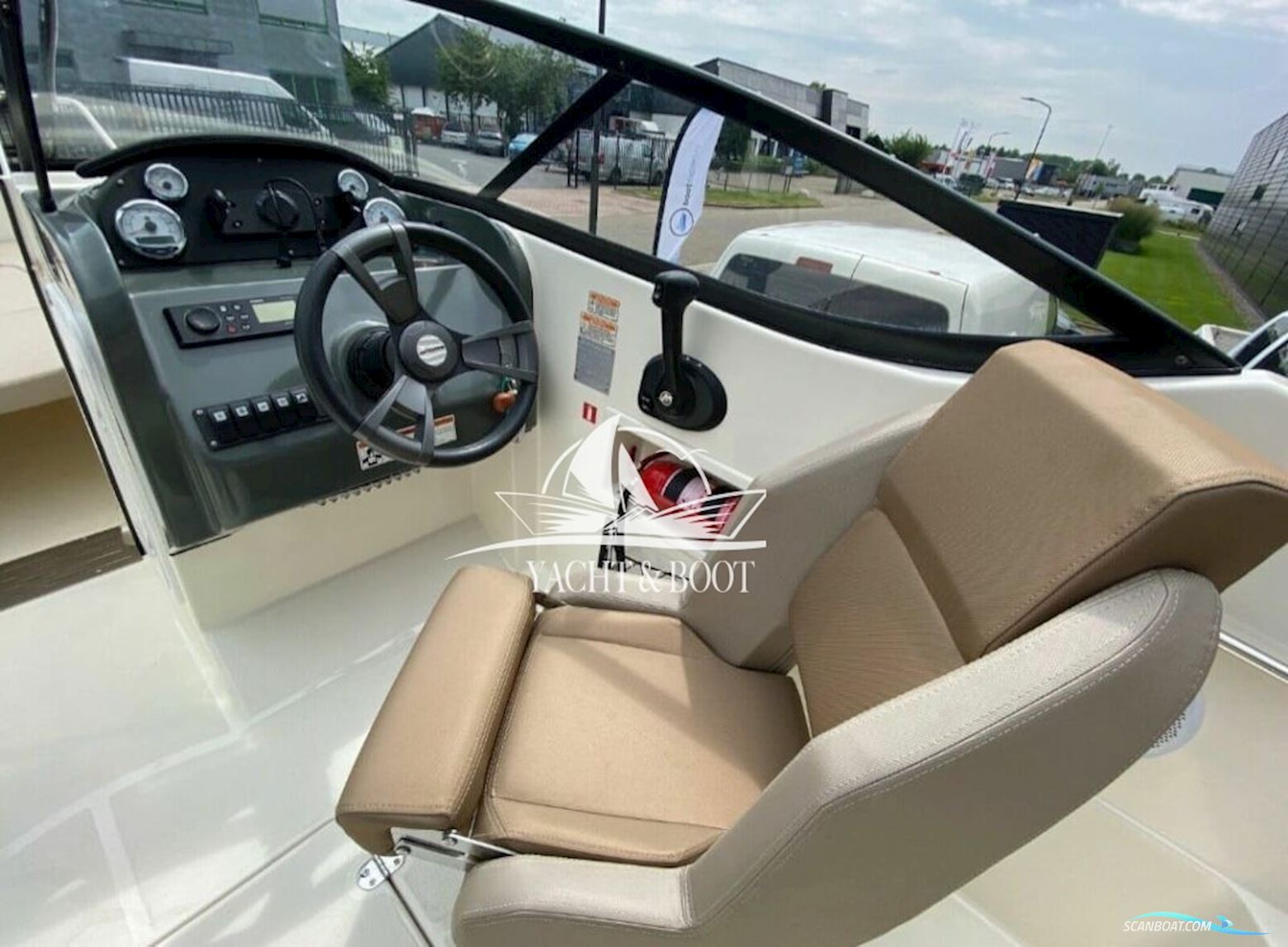 Quicksilver 605 Activ