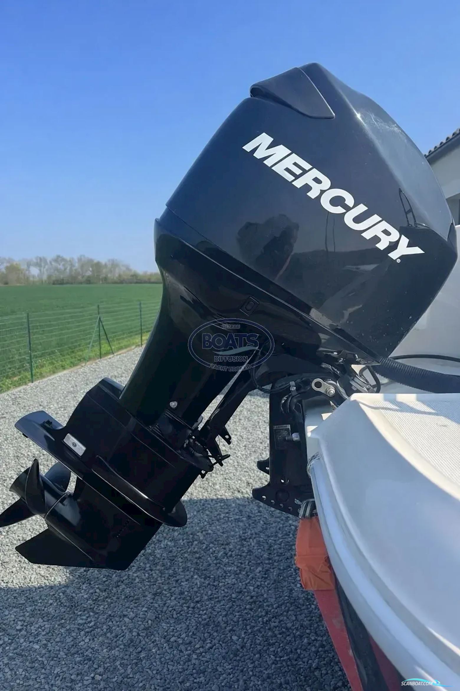 Quicksilver 635 Commander WA