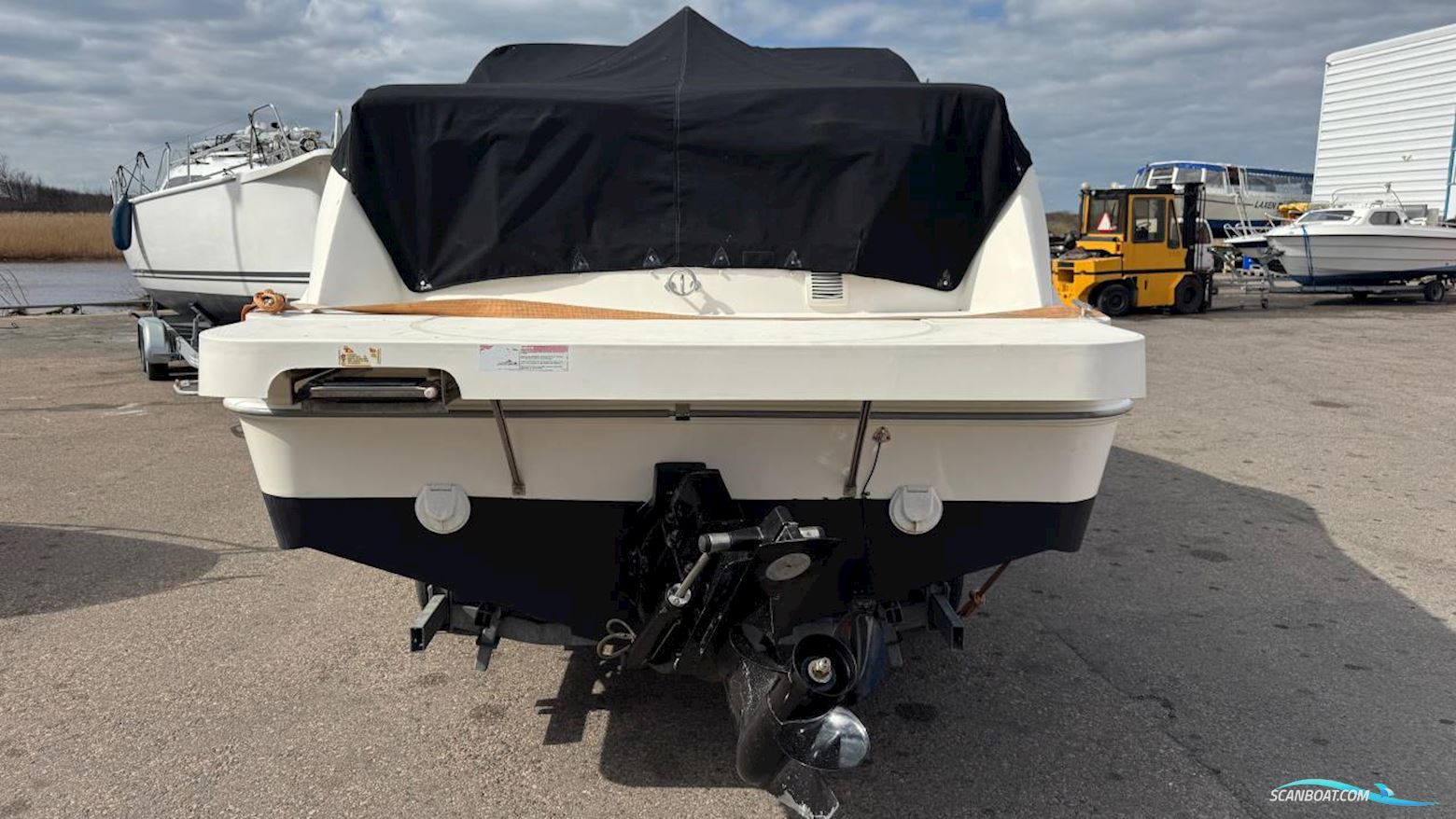 Quicksilver 640 Cruiser