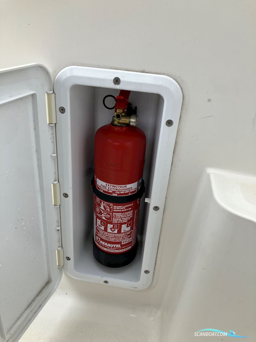 Quicksilver 640 Weekend