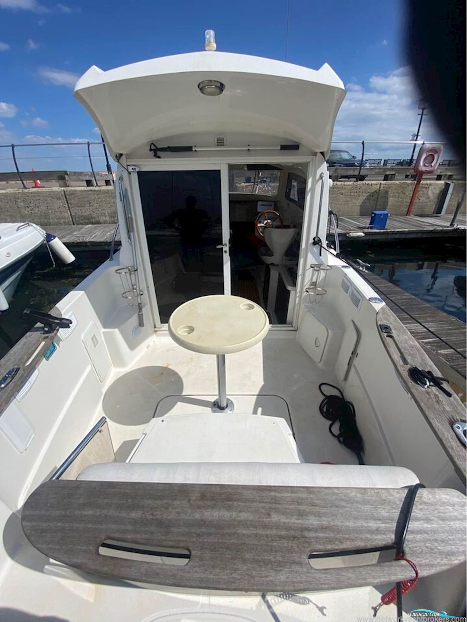 Quicksilver 640 Weekender