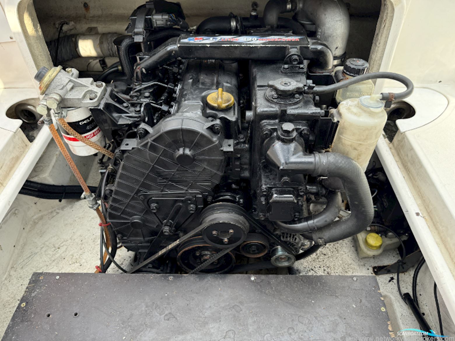 Quicksilver 640 Weekender