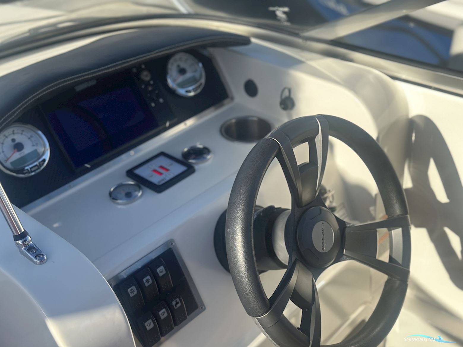 Quicksilver 645 Cruiser