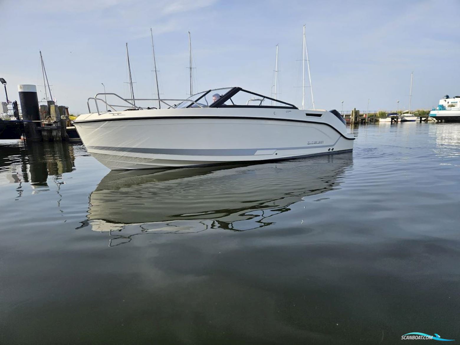 Quicksilver 675 Activ Cruiser
