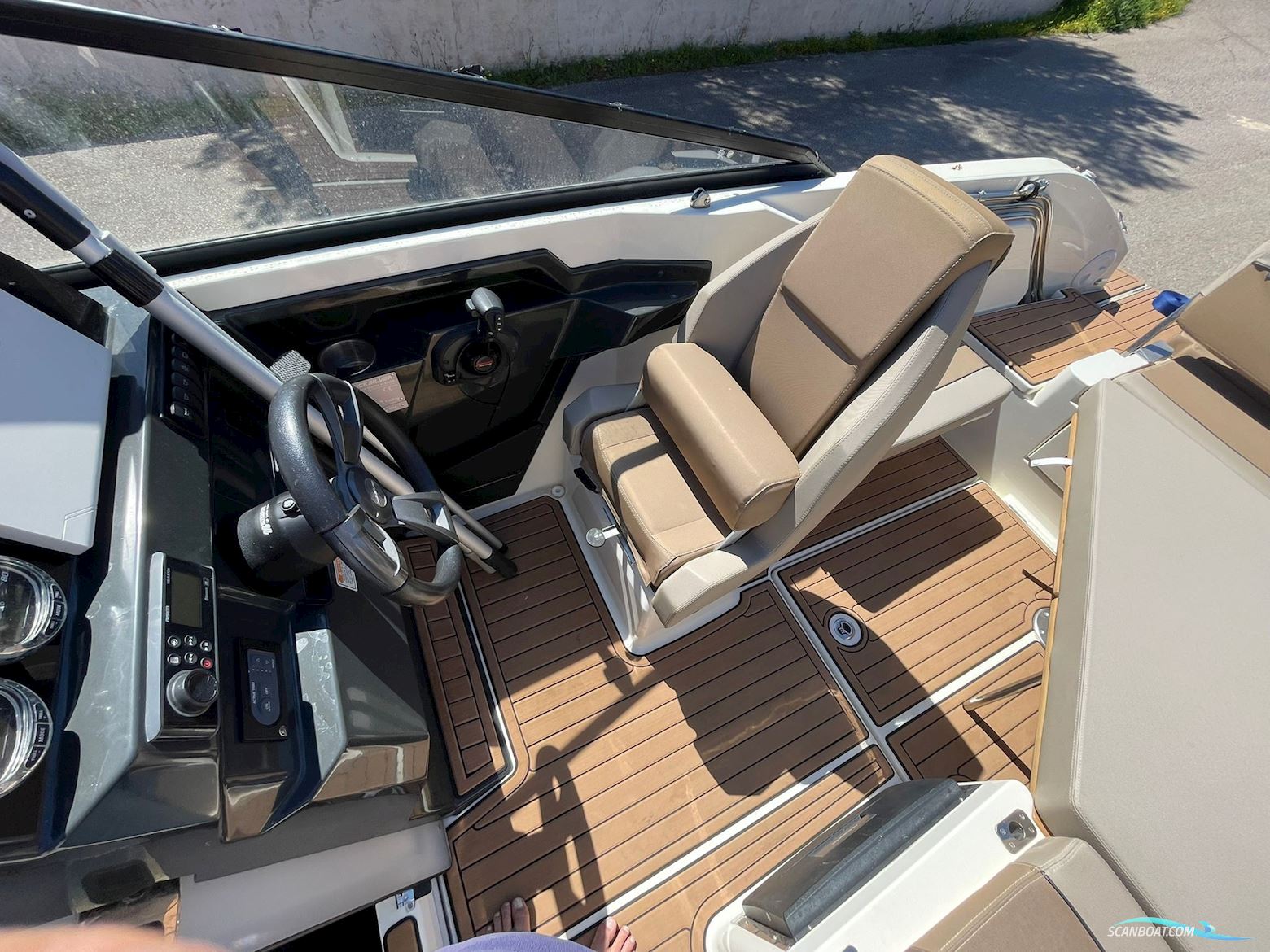 Quicksilver 675 Active Cruiser