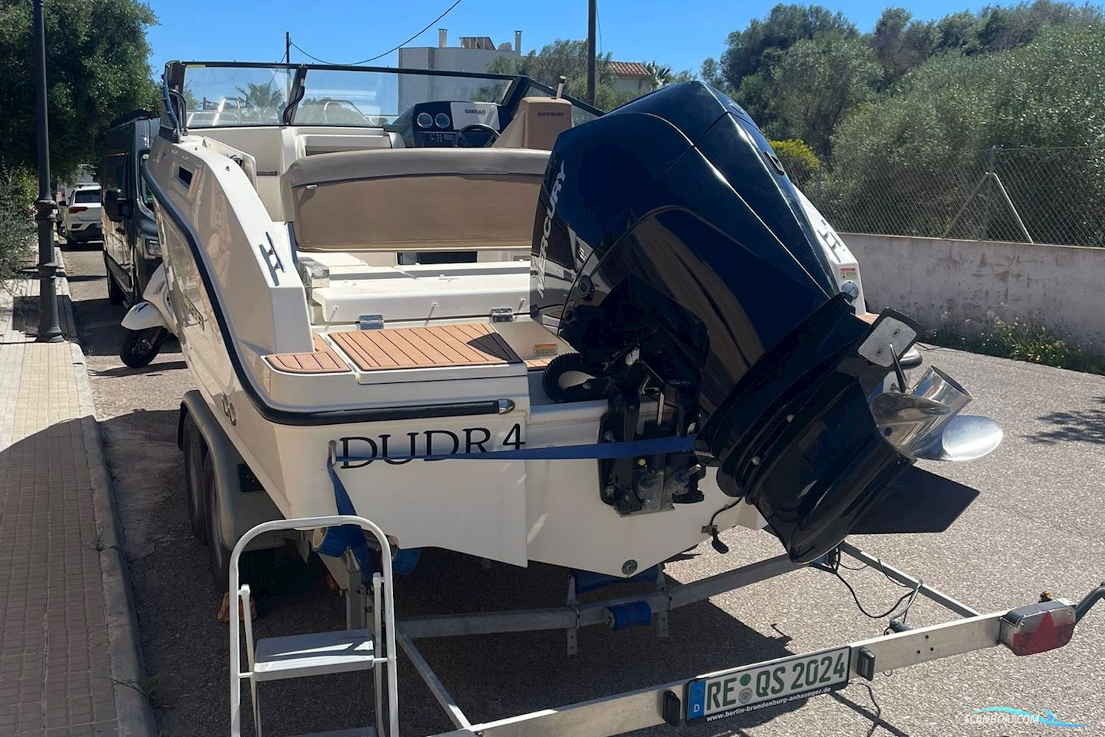 Quicksilver 675 Active Cruiser