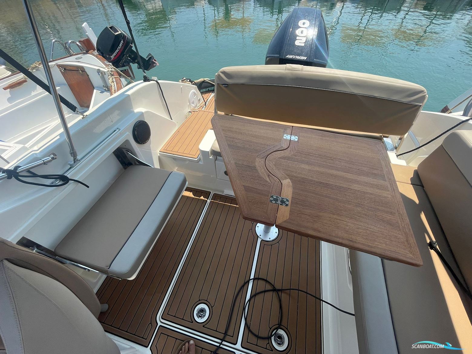 Quicksilver 675 Active Cruiser
