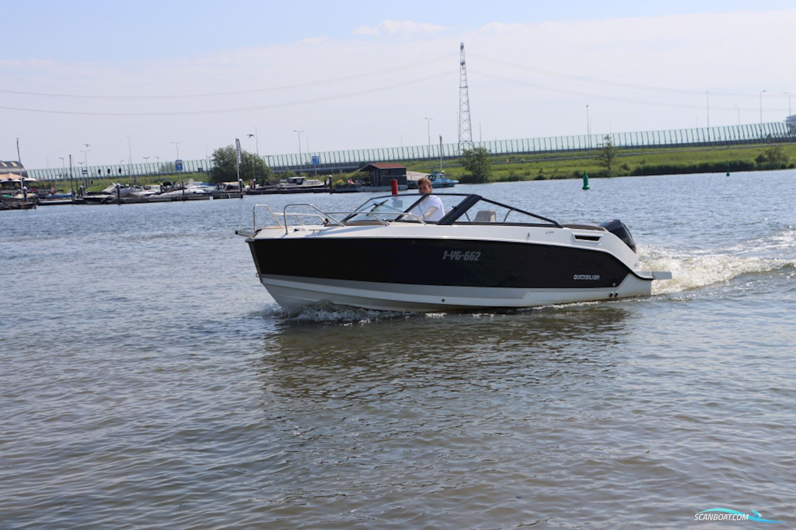 Quicksilver 675 Bowrider