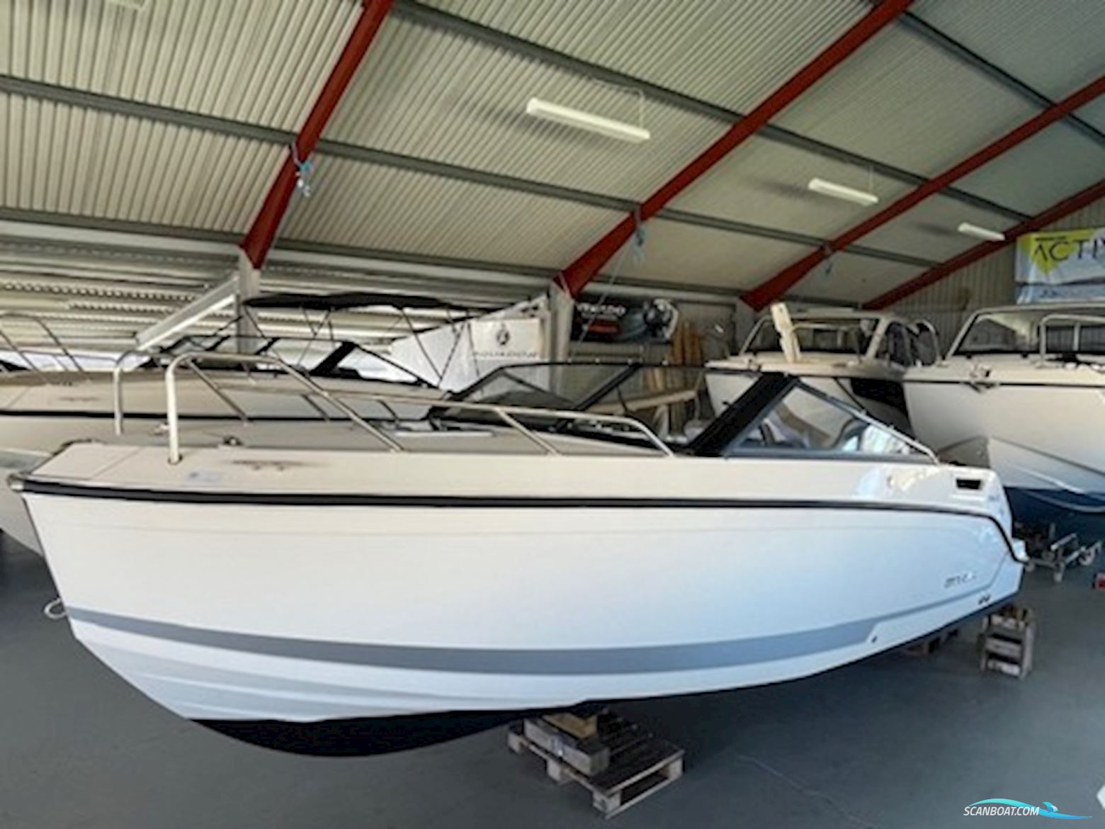 Quicksilver 675 Cruiser med Mercury F150 EFI 