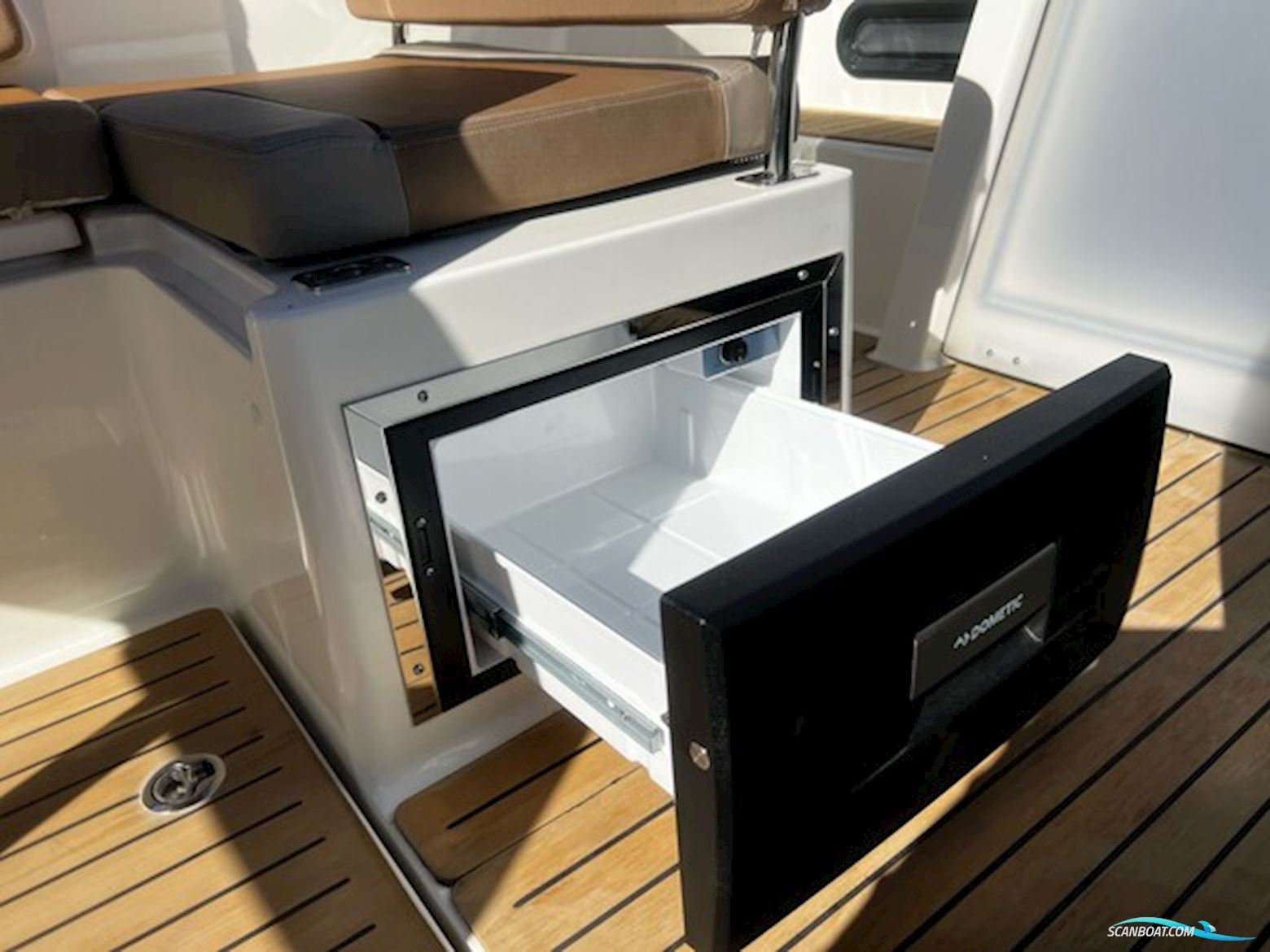 Quicksilver 675 Cruiser, Mercury F175 V6 Dts