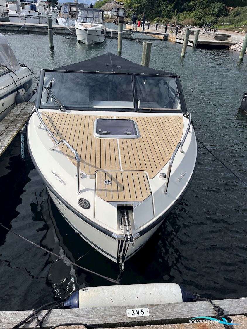 Quicksilver 675 Cruiser