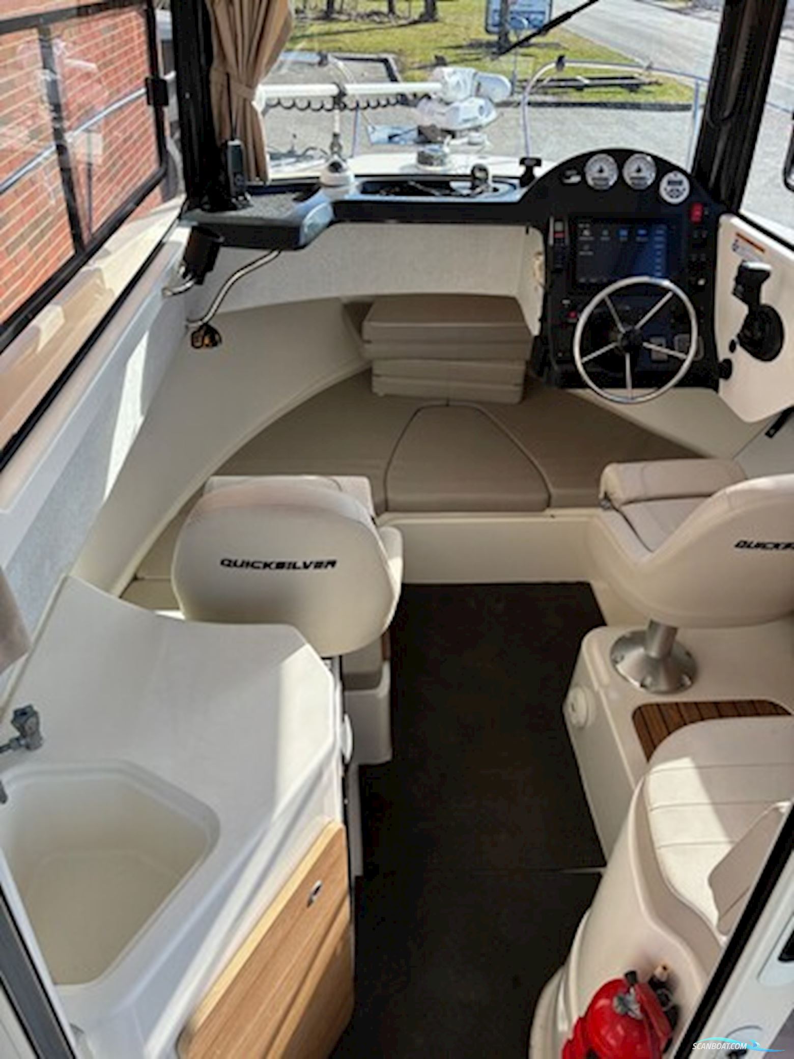 Quicksilver 675 Pilothouse m/Mercury F200 hk og Brenderup Trailer