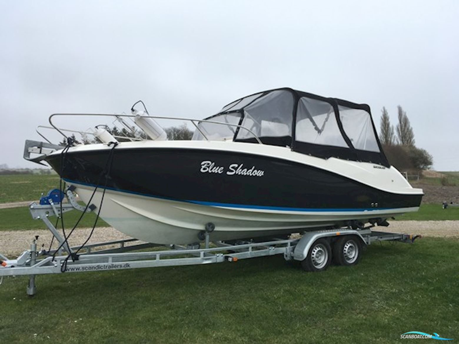 Quicksilver 675 Sundeck (Nedsat 40.000)