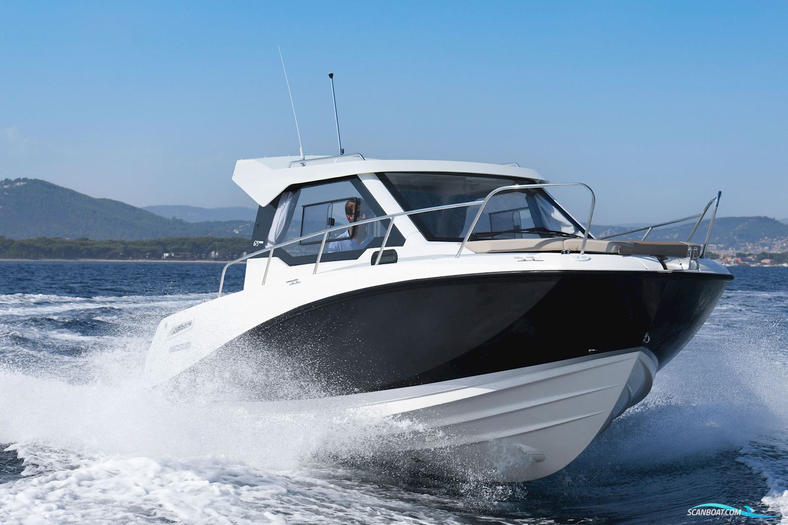 Quicksilver 705 Weekend 