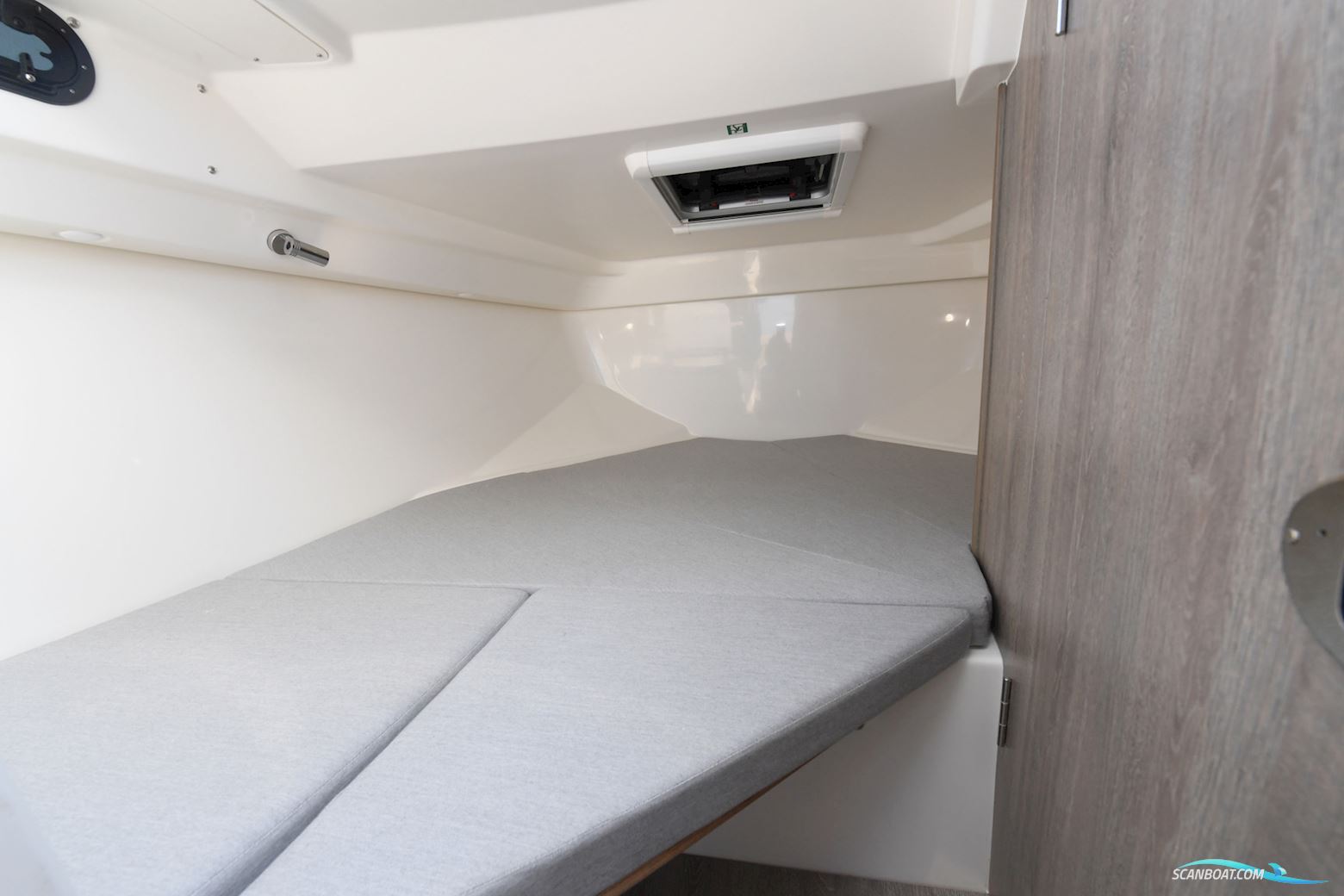 Quicksilver 705 Weekend