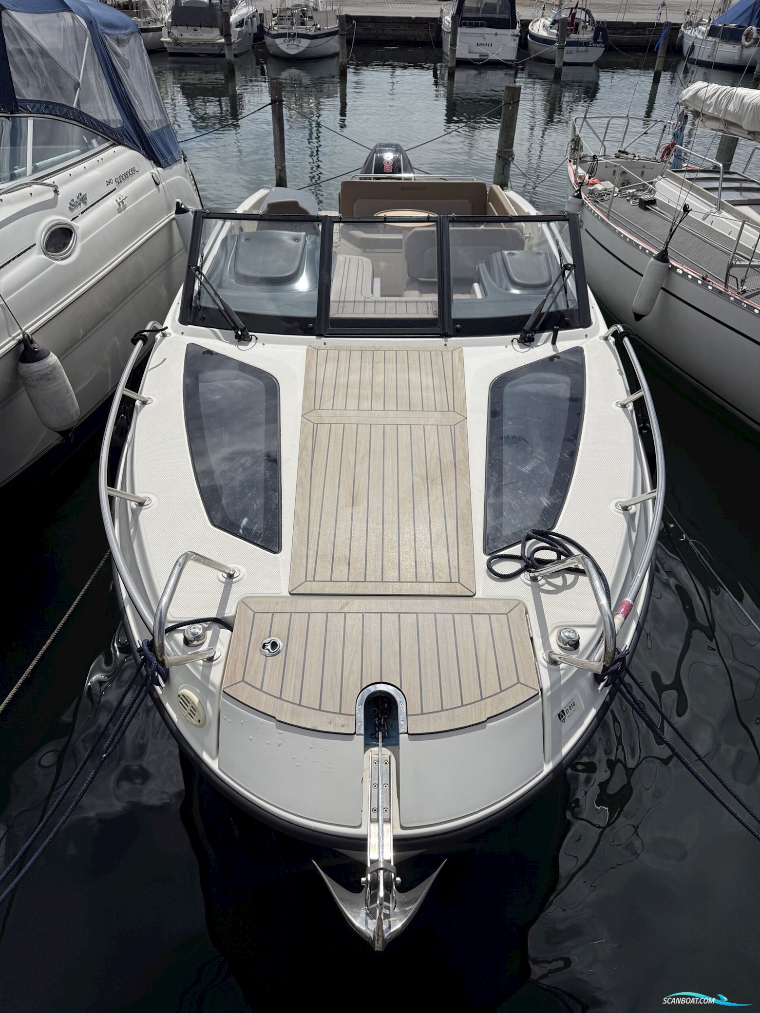 Quicksilver 755 Activ Cruiser, Nedsat