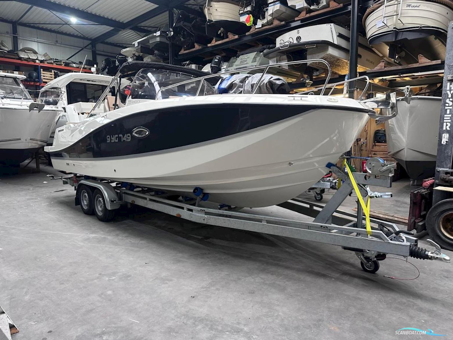 Quicksilver 755 Activ