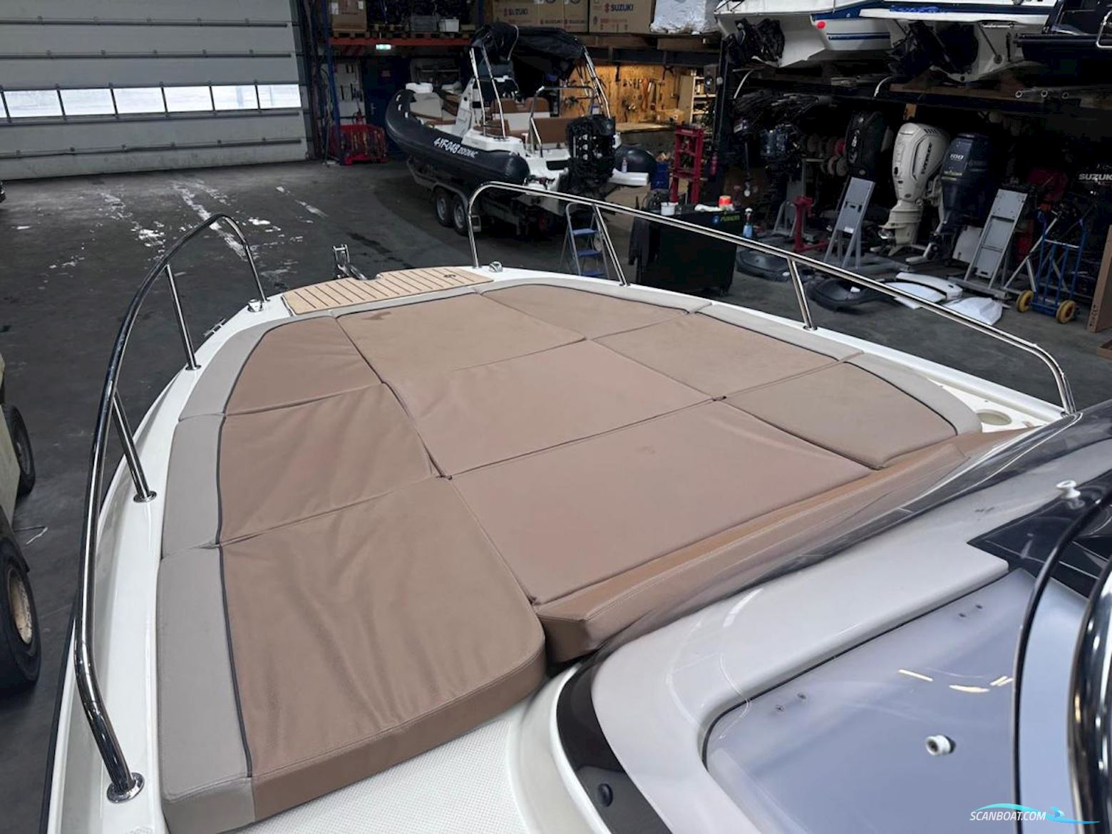 Quicksilver 755 Activ