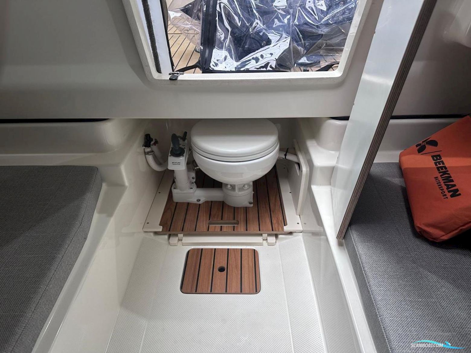 Quicksilver 755 Activ