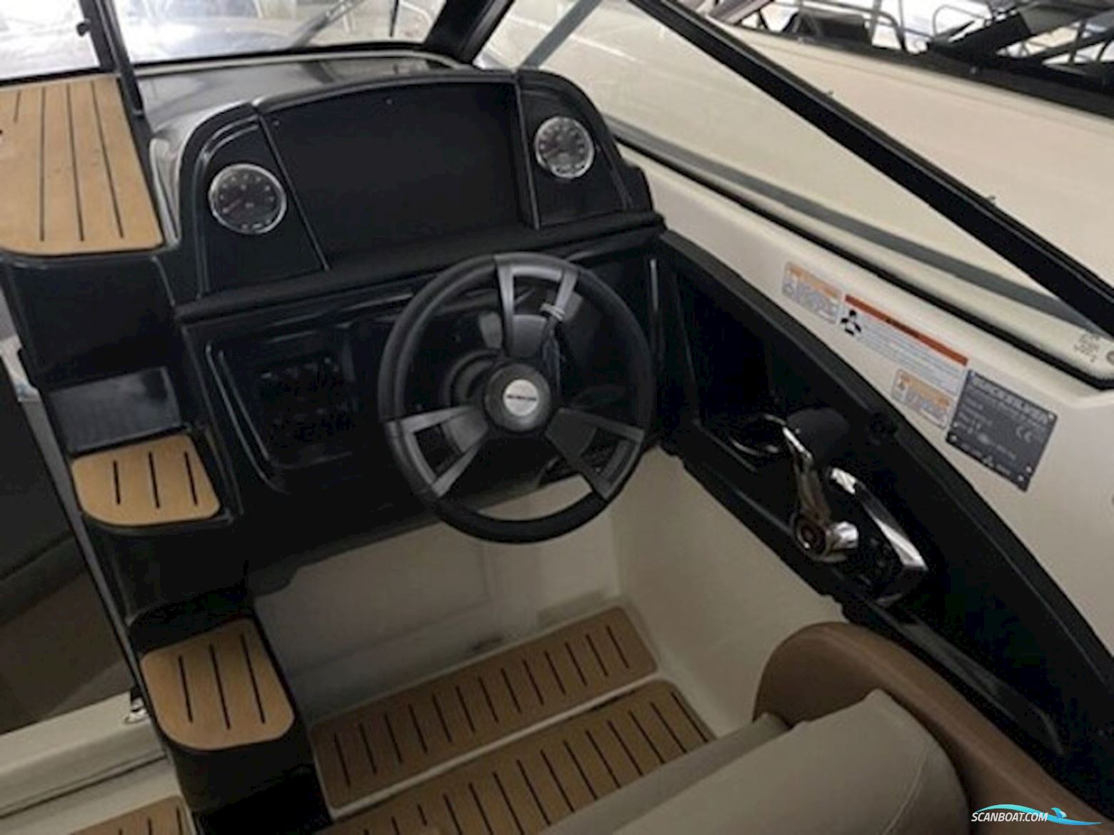 Quicksilver 755 Cruiser med F175 Mercury V6