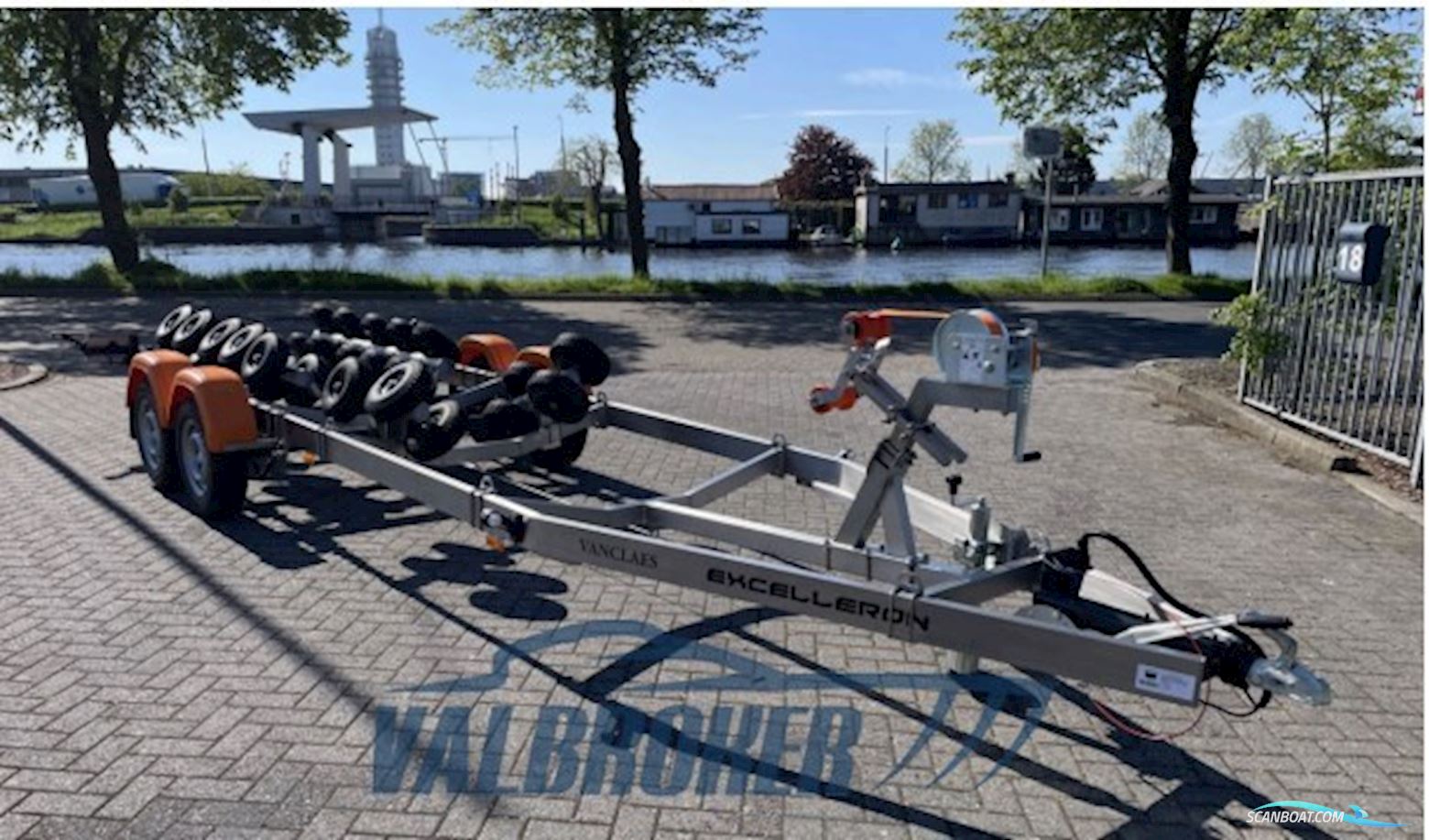 Quicksilver 755 Cruiser