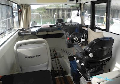 Quicksilver 755 Pilothouse Motorboot 2013, mit Mercury Optimax motor, Belgien