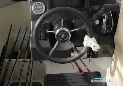 Quicksilver 755 Pilothouse Motorboot 2013, mit Mercury Optimax motor, Belgien
