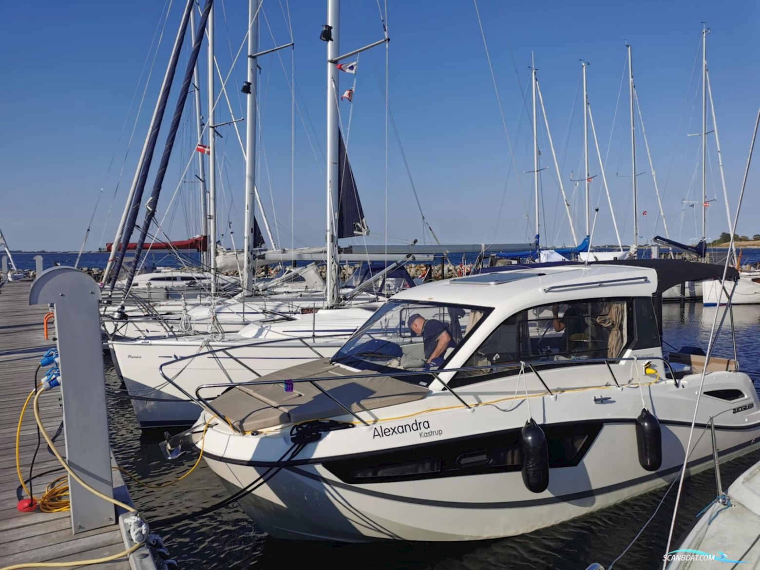 Quicksilver 755 Weekend