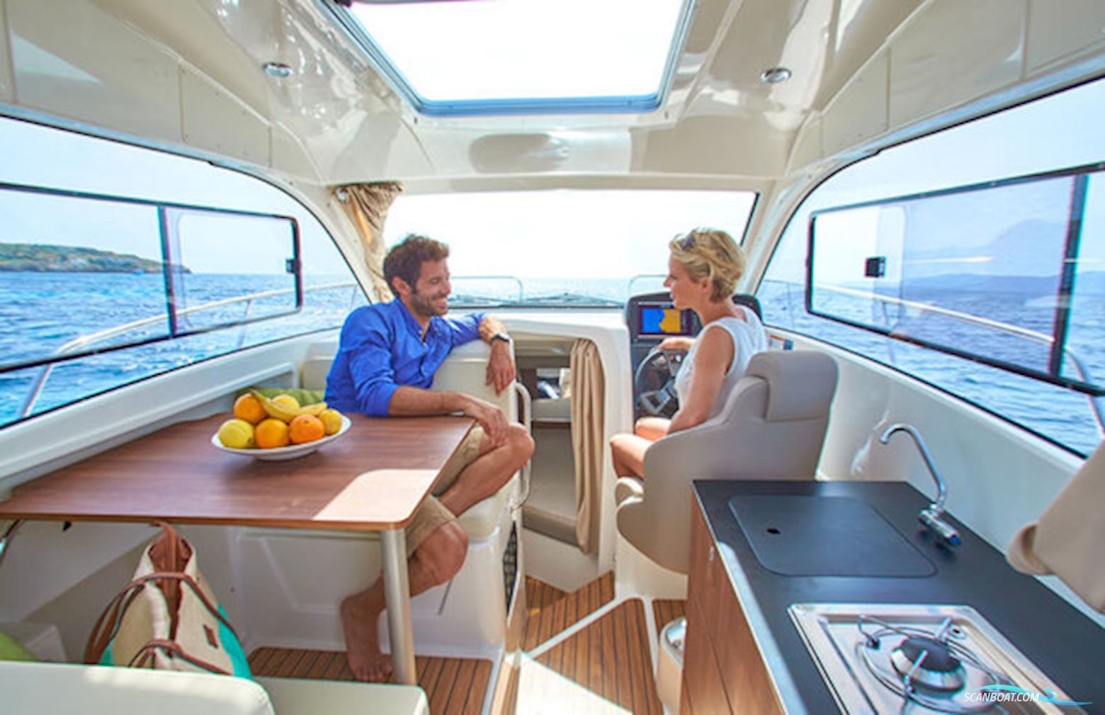 Quicksilver 805 Weekend, Mercury F250 V8 Verado