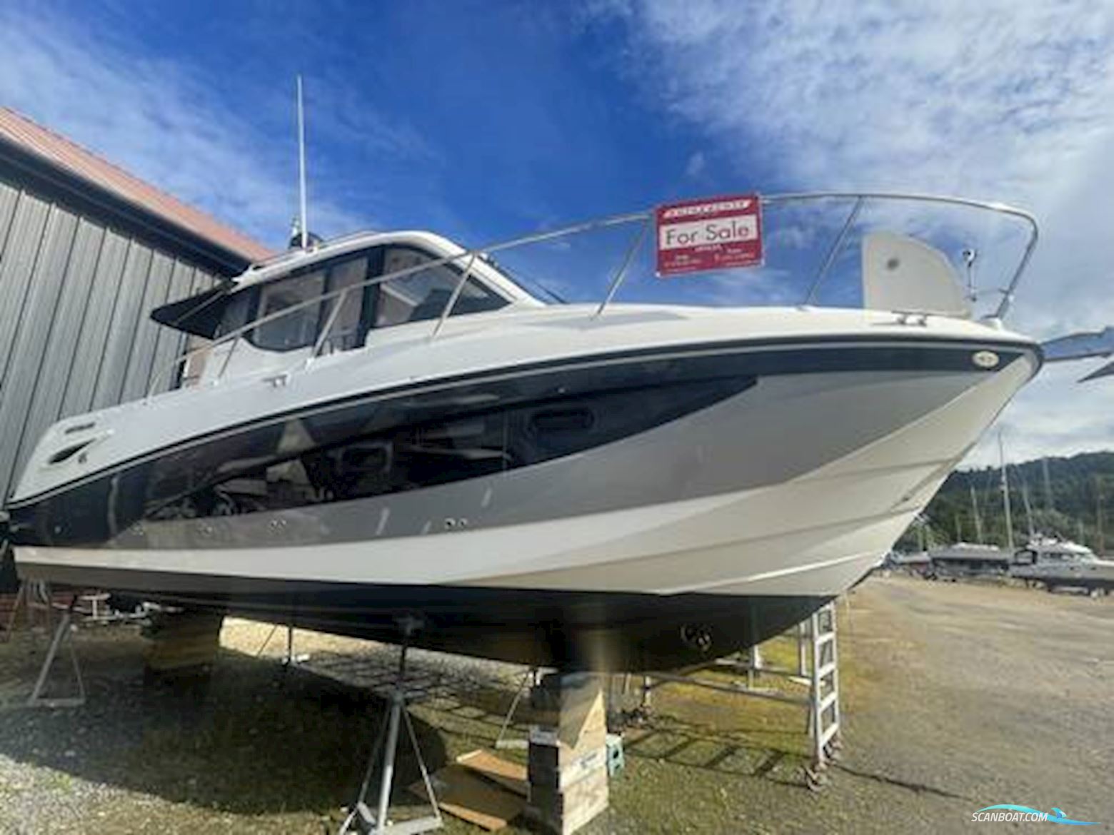 Quicksilver 855 Weekend Motorboot 2017, mit Mercury 3.0L motor, England