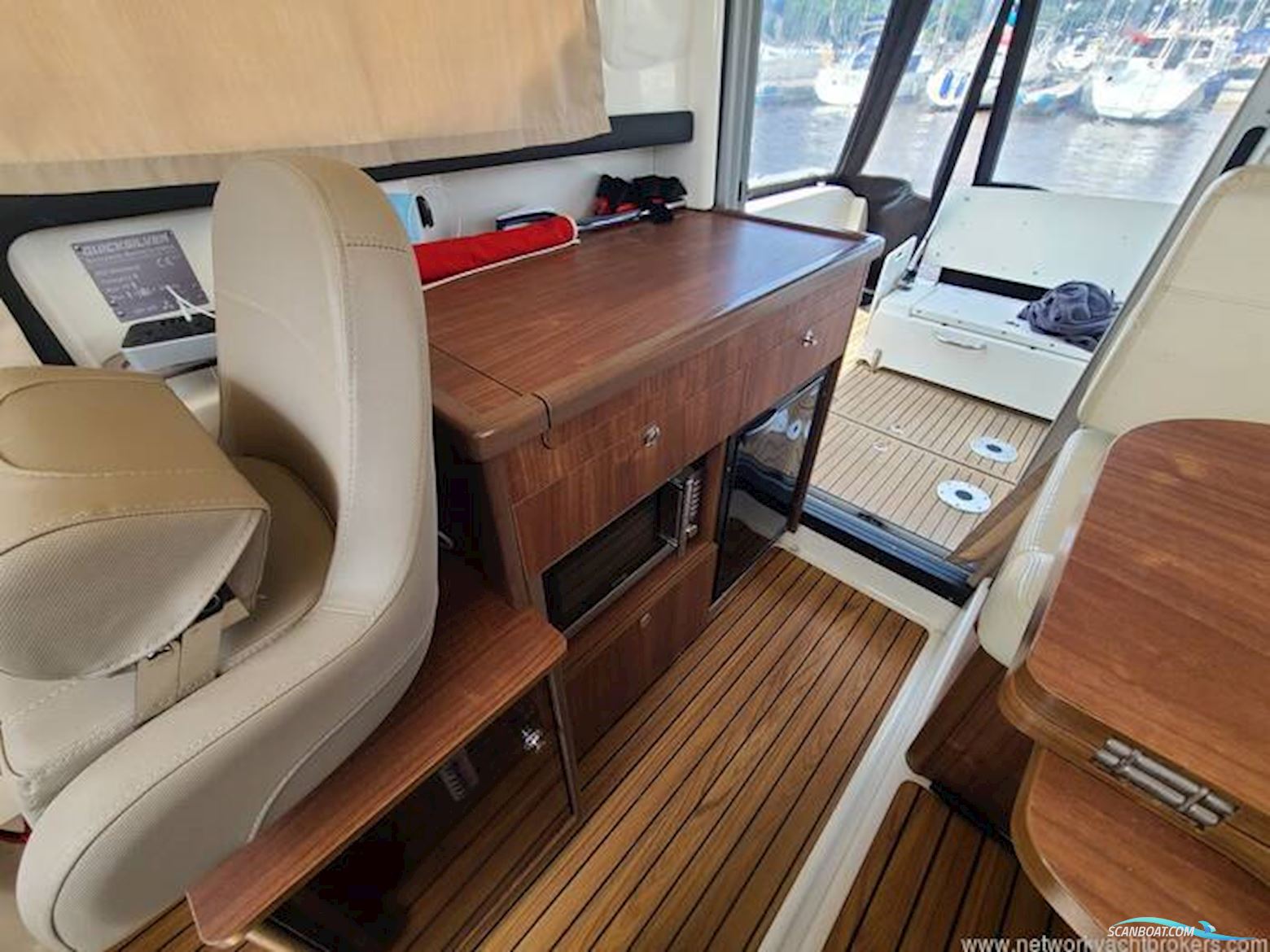 Quicksilver 855 Weekend