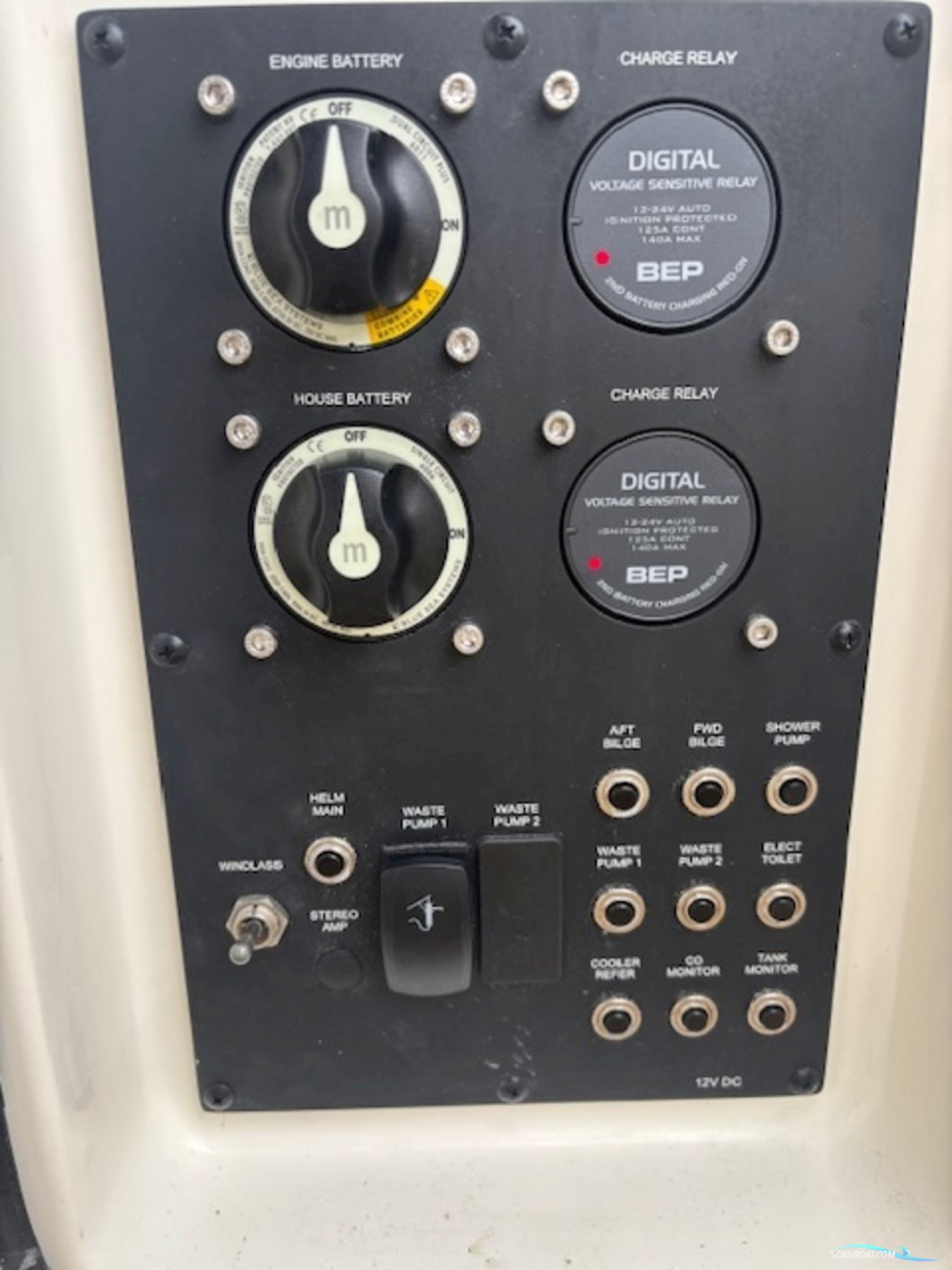 Quicksilver 875 Sundeck Active