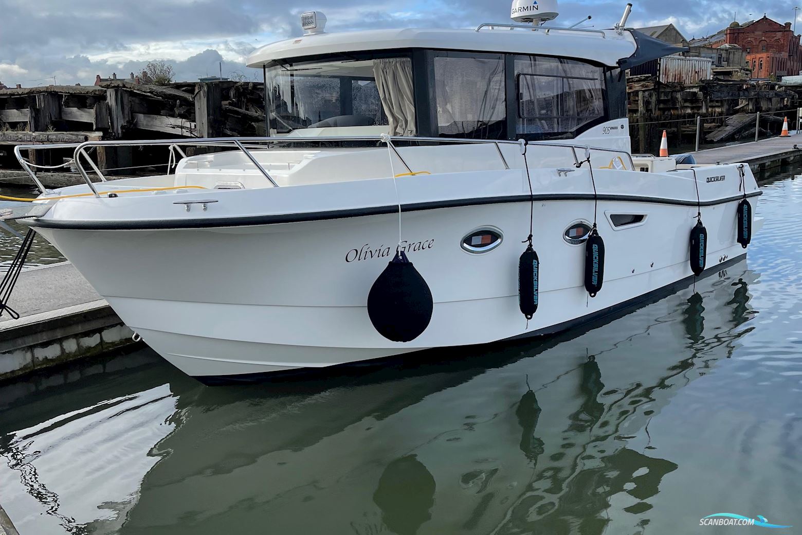 Quicksilver 905 Pilothouse Motorboot 2021, mit Mercury motor, England