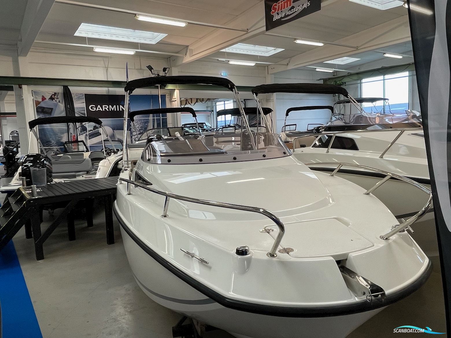 Quicksilver Activ 505 Cabin