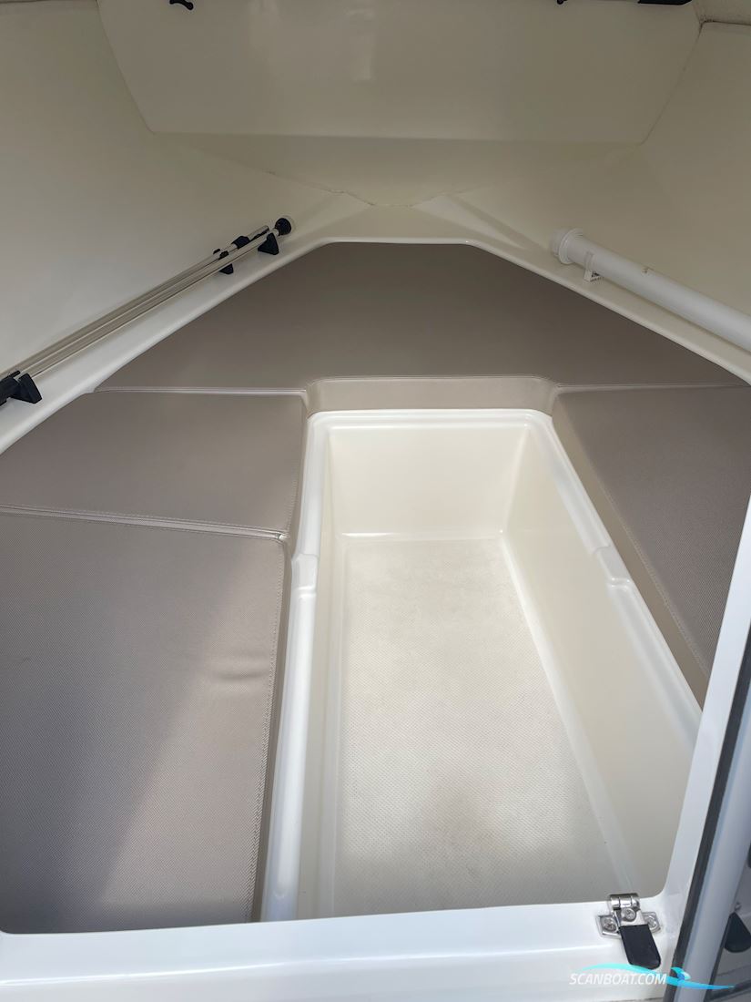 Quicksilver Activ 505 Cabin