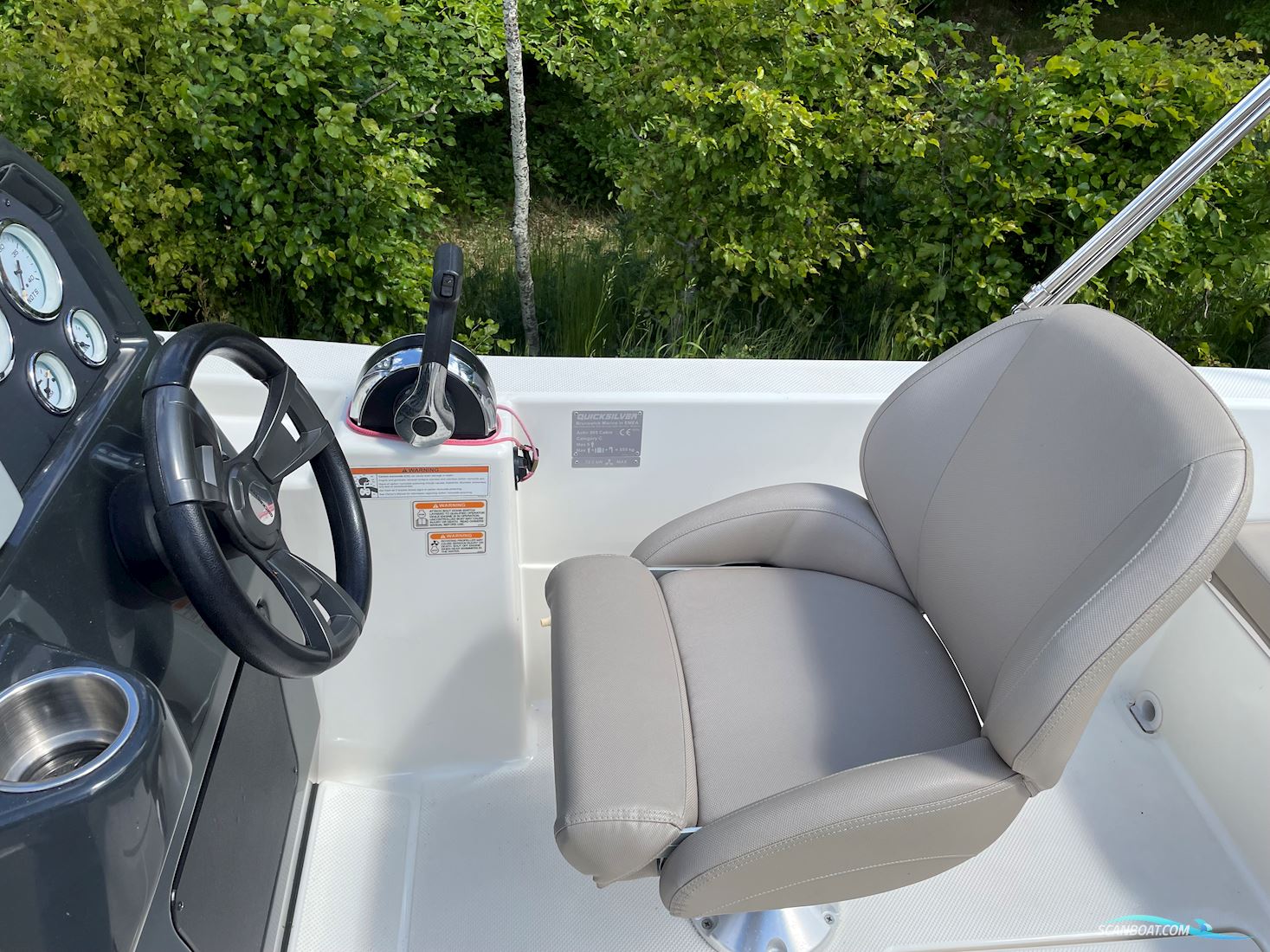 Quicksilver Activ 505 Cabin