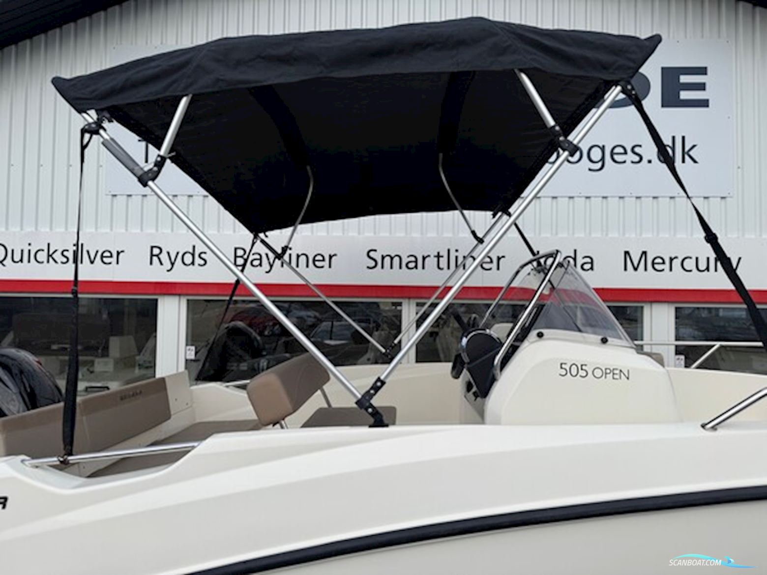 Quicksilver Activ 505 Open med F60 Mercury-EFI 4 takt og 1000 kg Brenderup trailer.