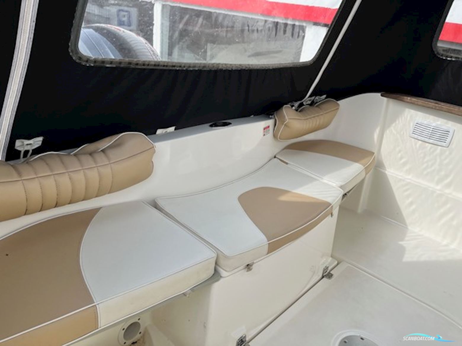 Quicksilver Activ 540 Cruiser med 115 hk Mercury-EFI 4-takt 2,1L og 1500 kg Brenderup bådtrailer - Anvisningssalg