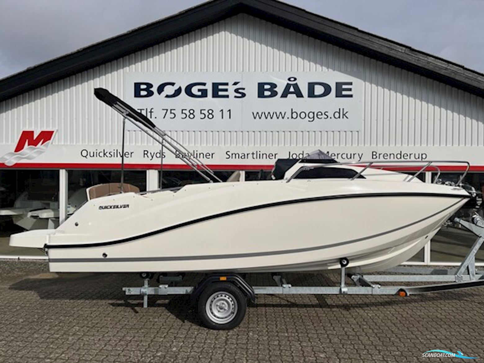 Quicksilver Activ 555 Cabin Med 100 hk Mercury-Efi 4 Takt 2,1L - Inkl. Ekstraudstyr Motorboot 2024, Dänemark