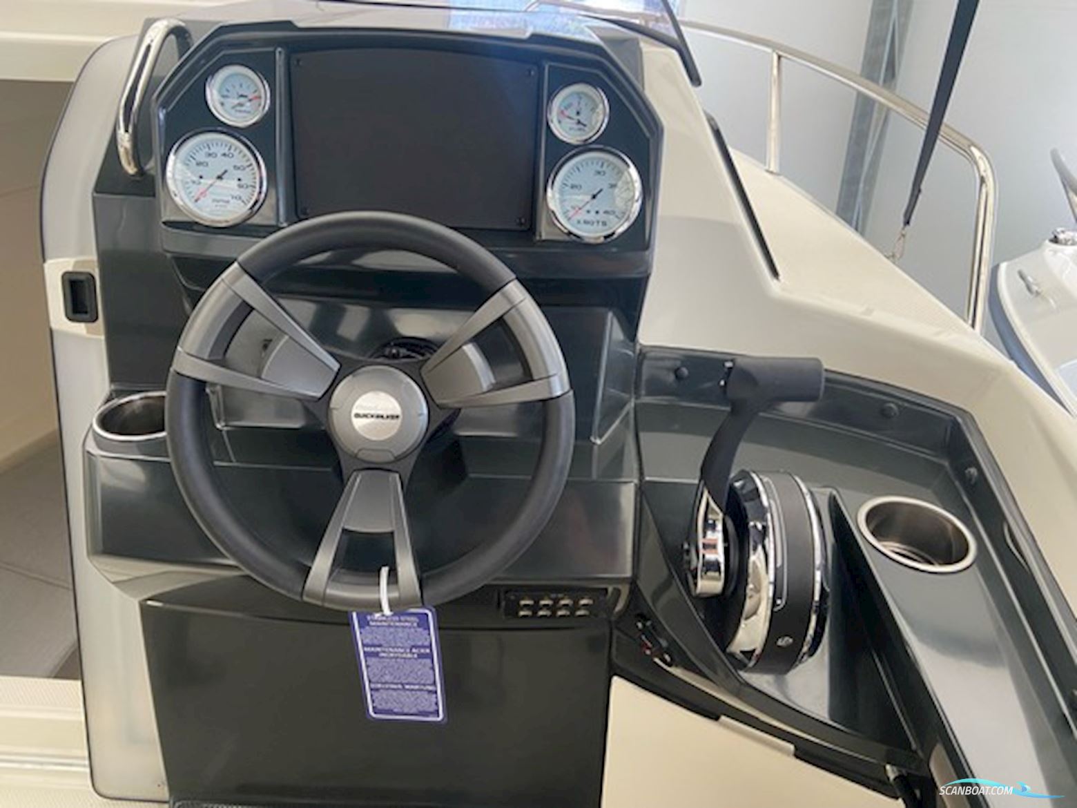 Quicksilver ACTIV 555 Cabin, Mercury F115 EFI CT...SOLGT