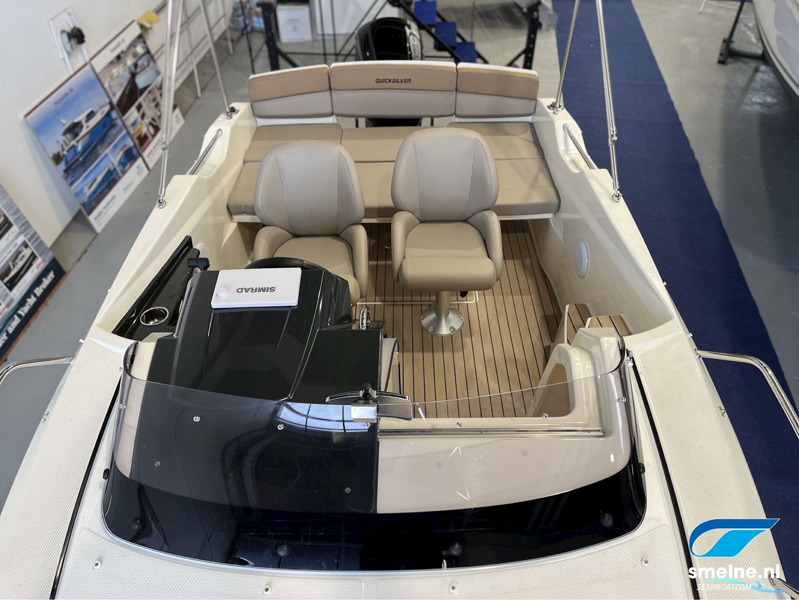 Quicksilver ACTIV 555 CABIN