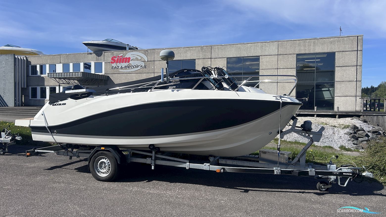 Quicksilver Activ 555 Cabin Motorboot 2021, mit Mercury 115 hk Elpt 4-Takt motor, Dänemark