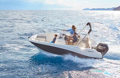 Quicksilver Activ 555 Open med 100 hk Mercury-EFI CT 4 takt med flot udstyr Motorboot 2025, Dänemark