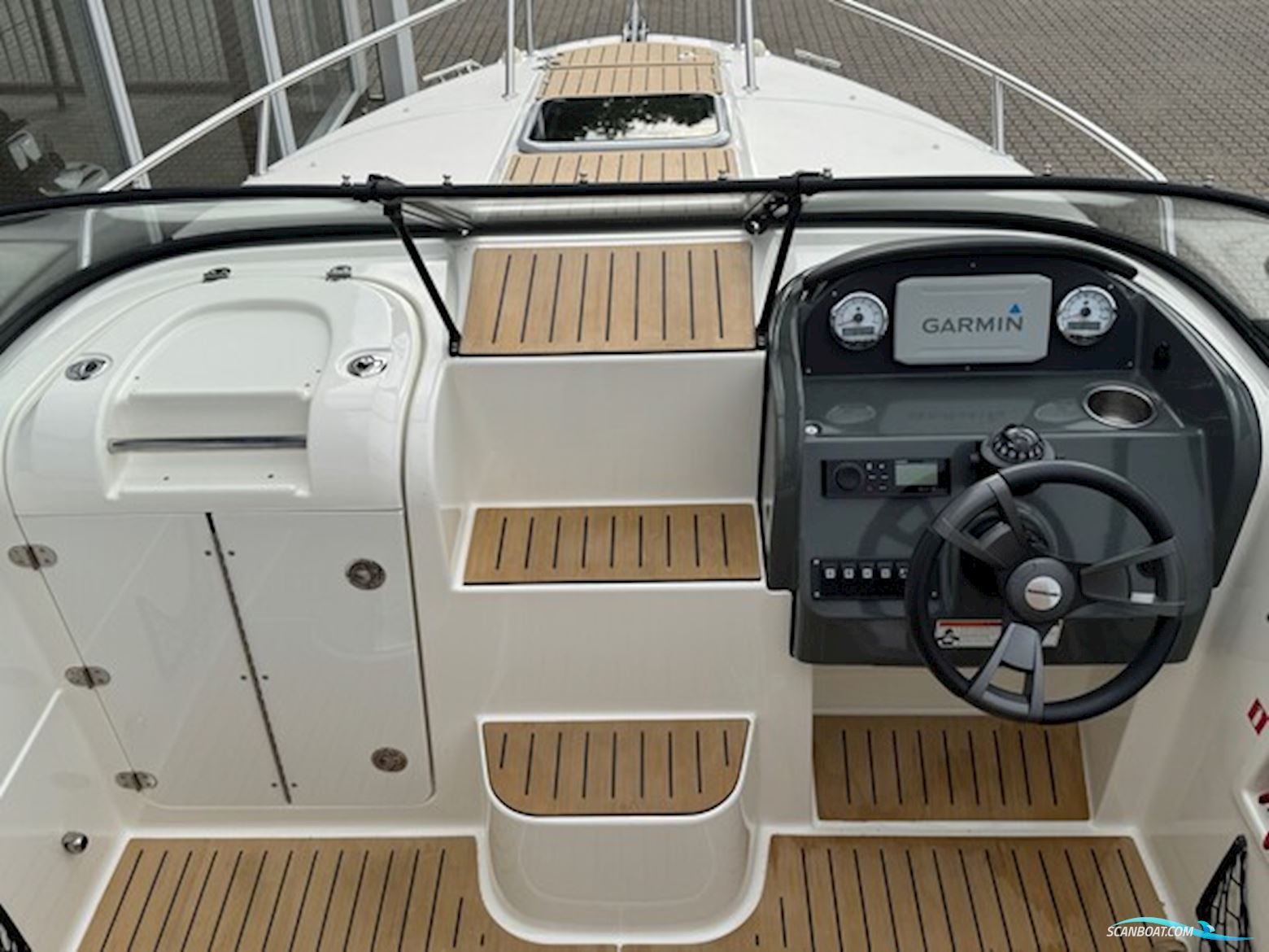 Quicksilver Activ 595 Cruiser med F115 Mercury-EFI 4 takt XL CT - INKL.1800 kg Brenderup 221800SR Premium bådtrailer.