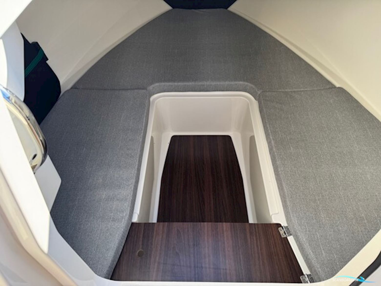 Quicksilver Activ 605 Cruiser med F150 Mercury-EFI 3,0L XL 4 takt Exclusive Deluxe Line