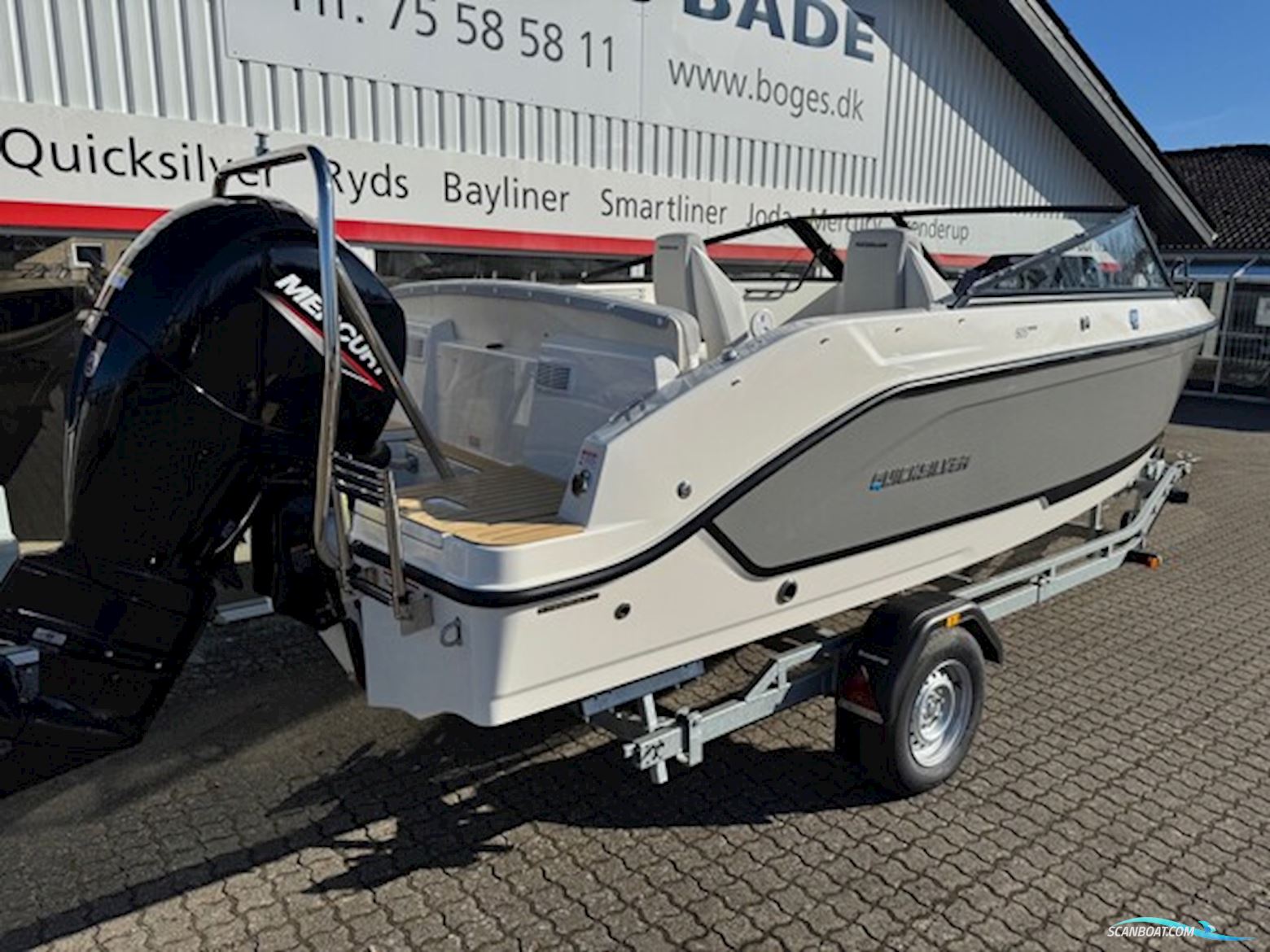 Quicksilver Activ 605 Cruiser med F150 Mercury-EFI 3,0L XL 4 takt Exclusive Deluxe Line