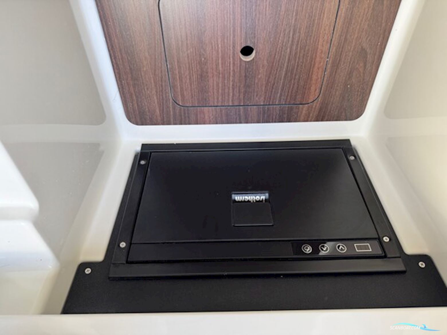 Quicksilver Activ 605 Cruiser med F150 Mercury-EFI 3,0L XL 4 takt Exclusive Deluxe Line