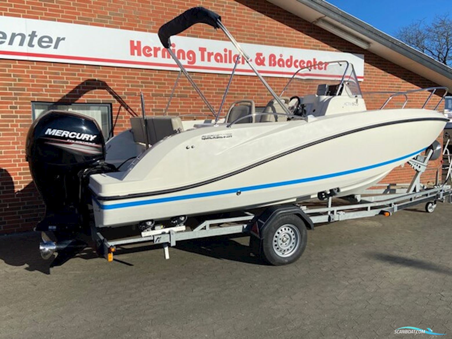Quicksilver Activ 605 Sundeck m/Mercury F150 hk og Brenderup trailer