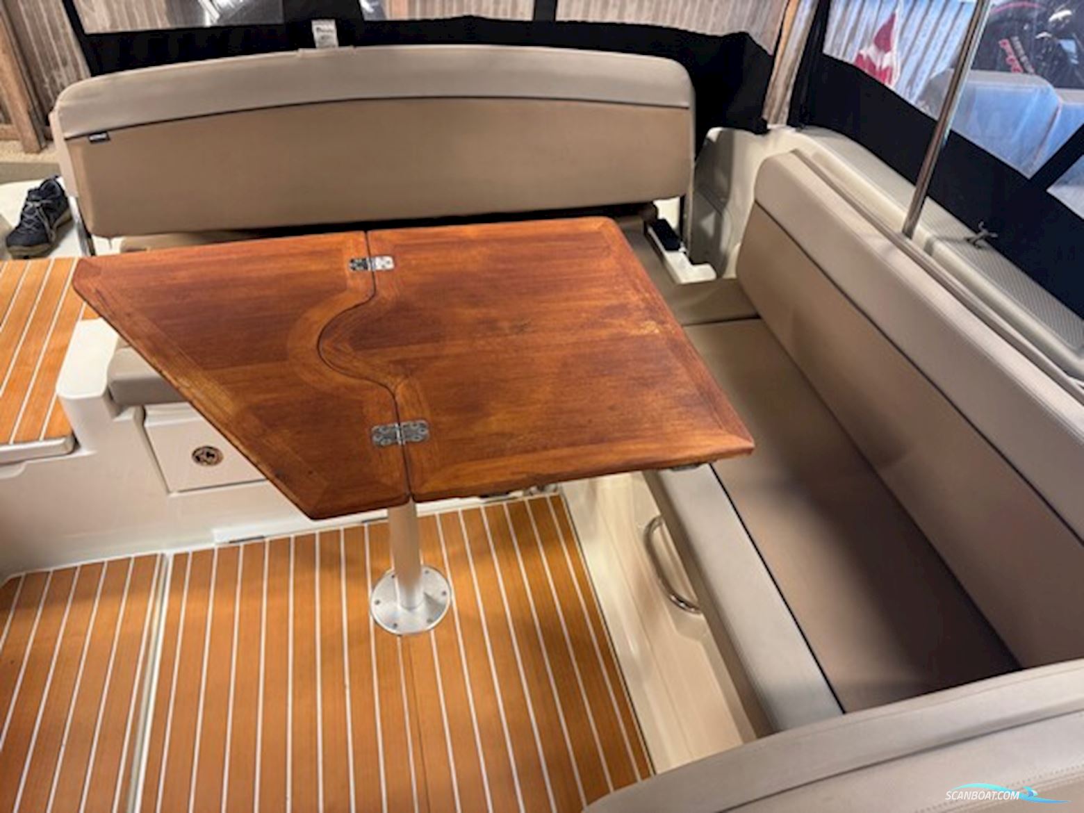 Quicksilver Activ 675 Cruiser med 225 hk Mercury-EFI DS V6 XL