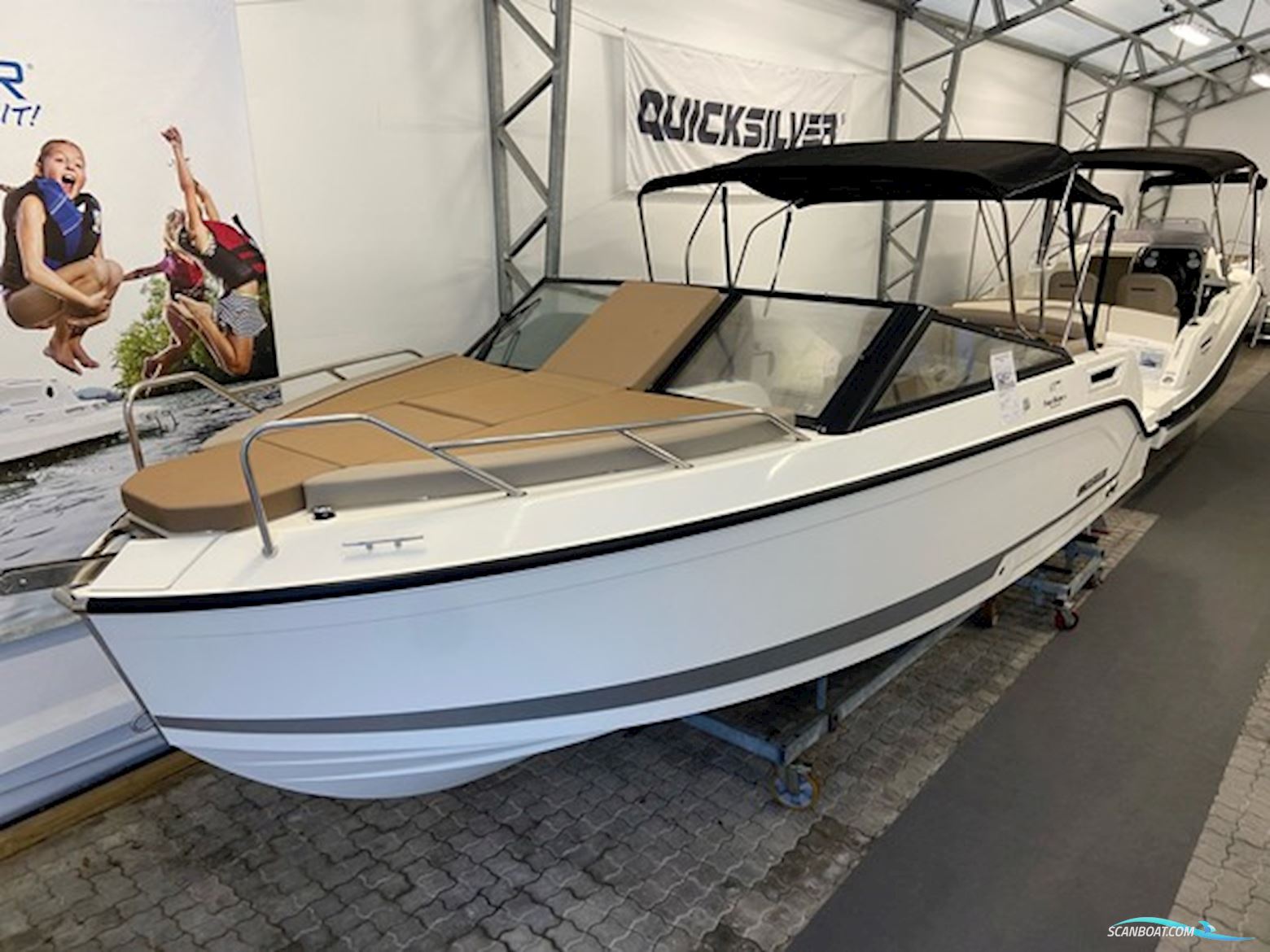Quicksilver ACTIV 675 Cruiser, Mercury F225 V6 DTS Motorboot 2022, mit Mercury PRO XS motor, Dänemark